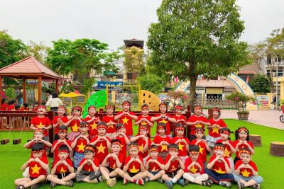 Trường MN Đông Thành tổ chức giao lưu “Bé với an toàn giao thông”