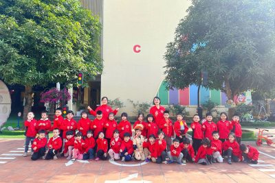 Hoạt động trải nghiệm tại khu vui chơi giao thông của các bạn nhỏ lớp 5D